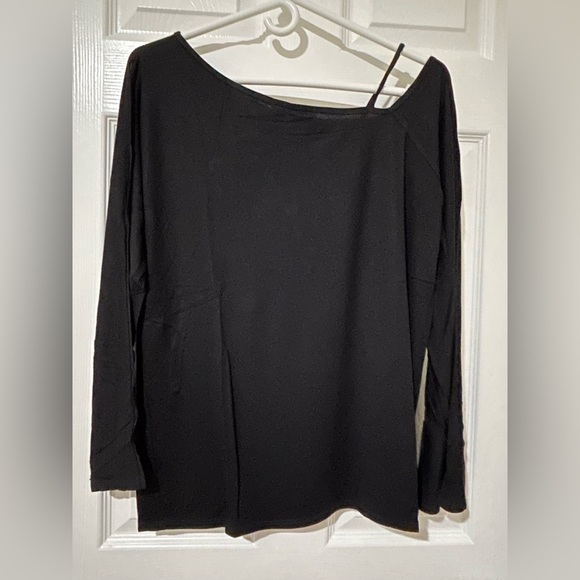 NWT three eighty two black long sleeve top off shoulder sz Large revolve - Picture 1 of 3